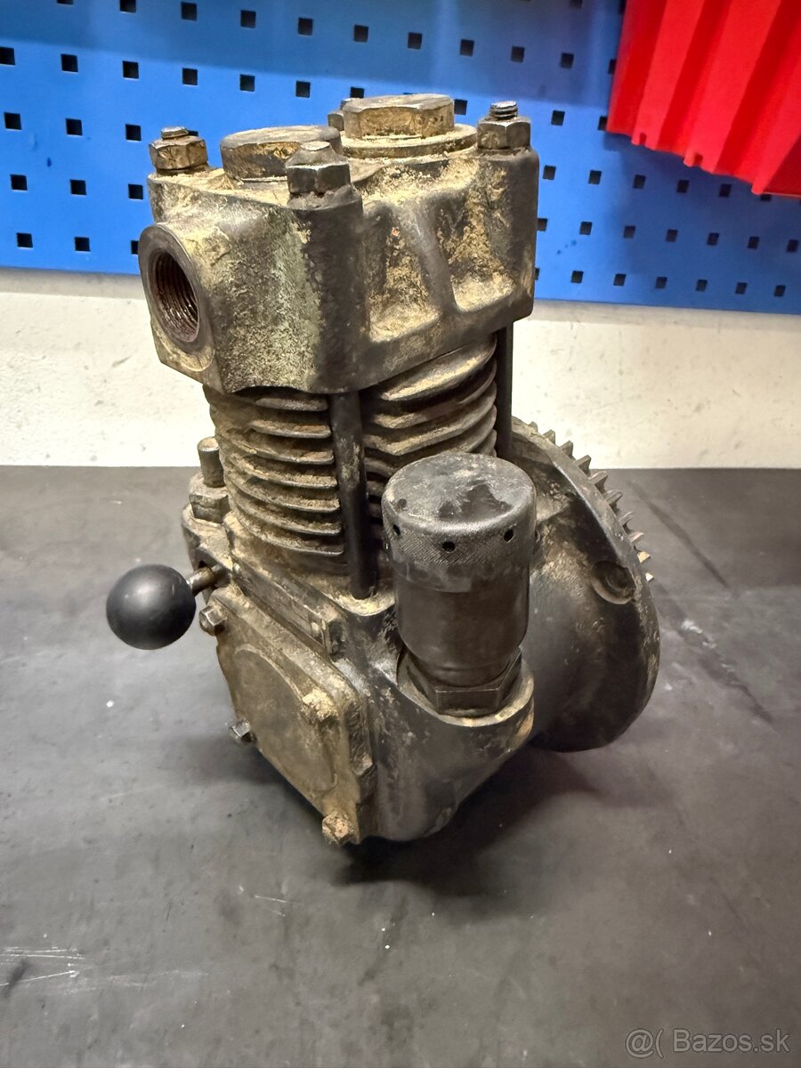 Kompresor Zetor25 - 2