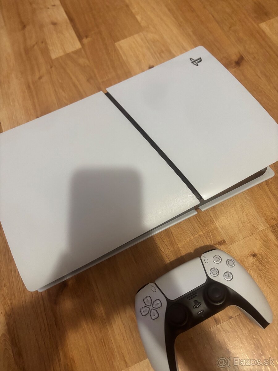 PlayStation 5 Slim - 2
