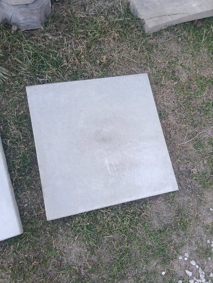 Chodníkova dlažba 50x50x5 - 2