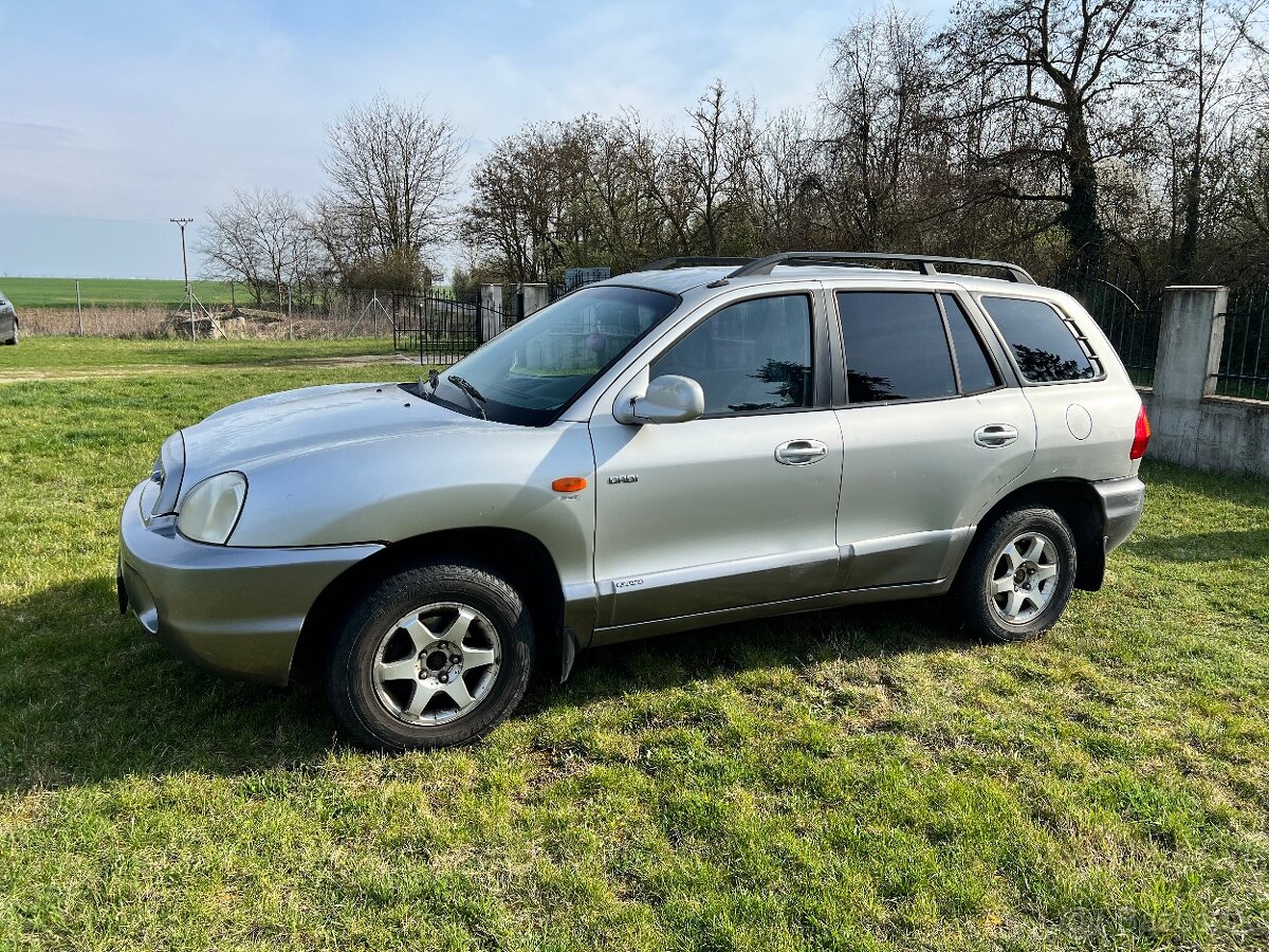 Hyundai Santa FE - 2