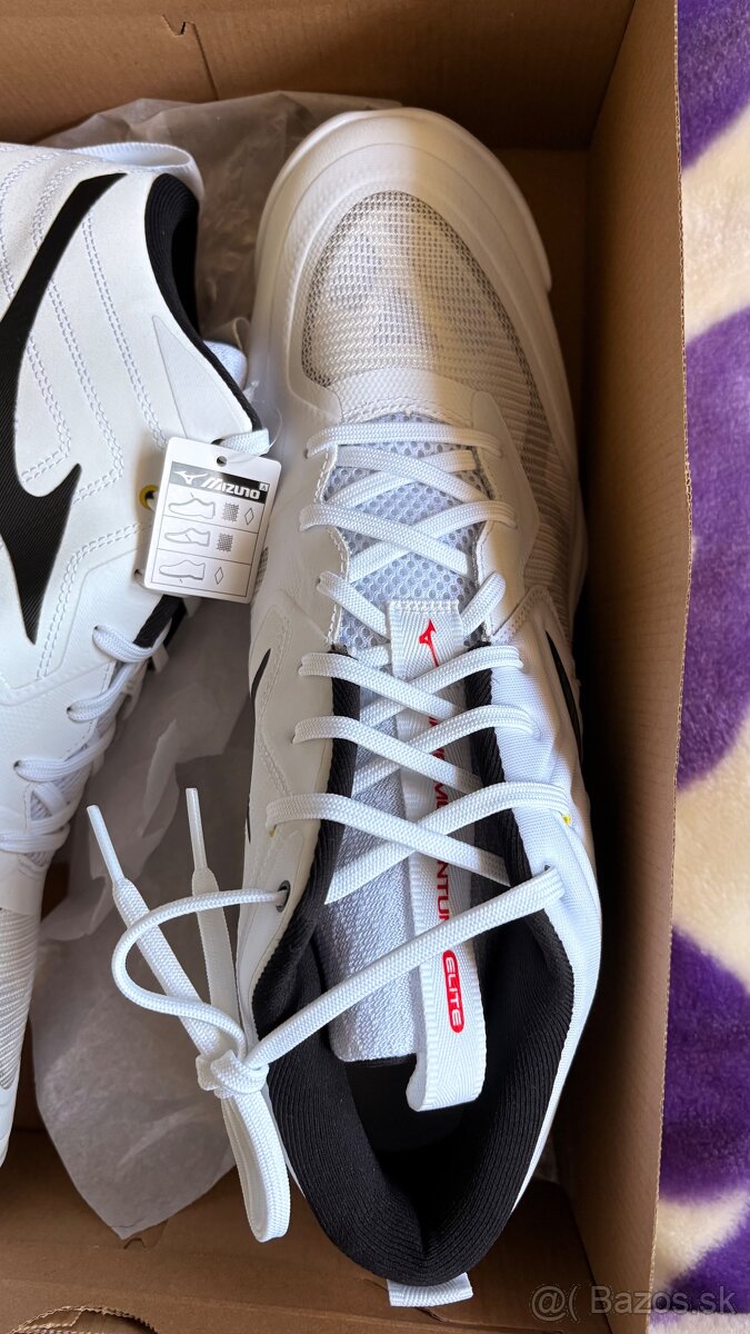 Mizuno Wave Momentum Elite Mid - 2