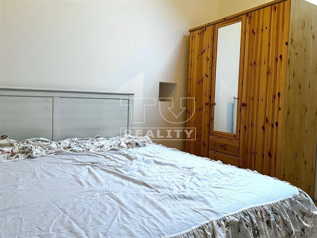 TUreality ponúka na predaj jedinečný zrekonštruovaný dom... - 2