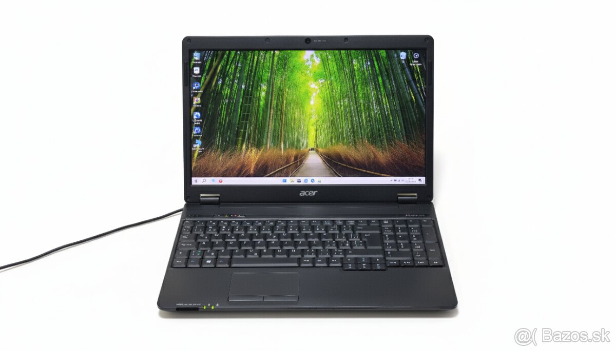 Acer Extensa 5635G a Acer Extensa 5635 - 2