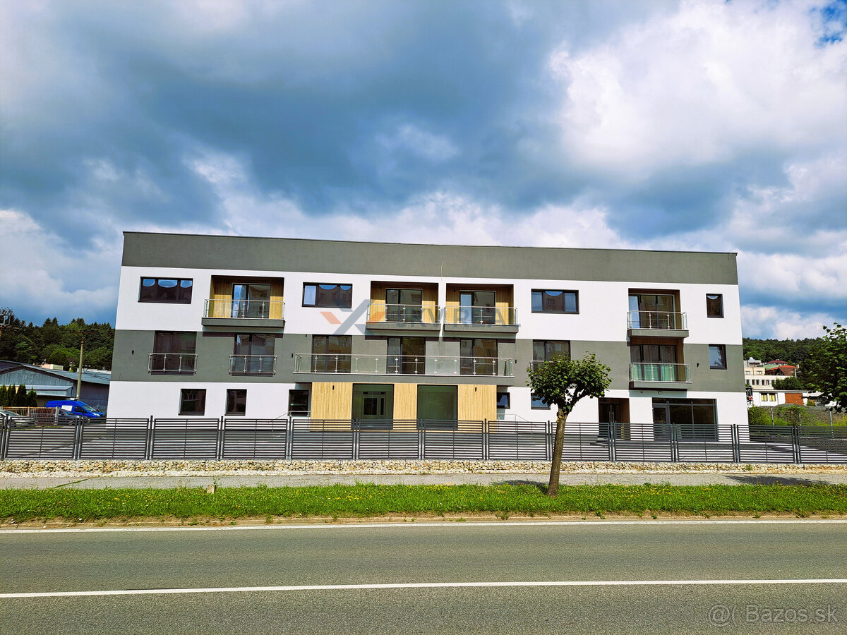 Na prenájom obchodný priestor - 87 m² vo Svidníku. - 2