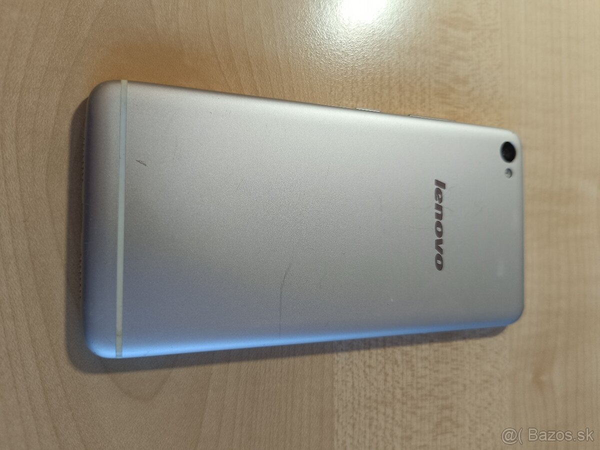 Lenovo S90 A - 2