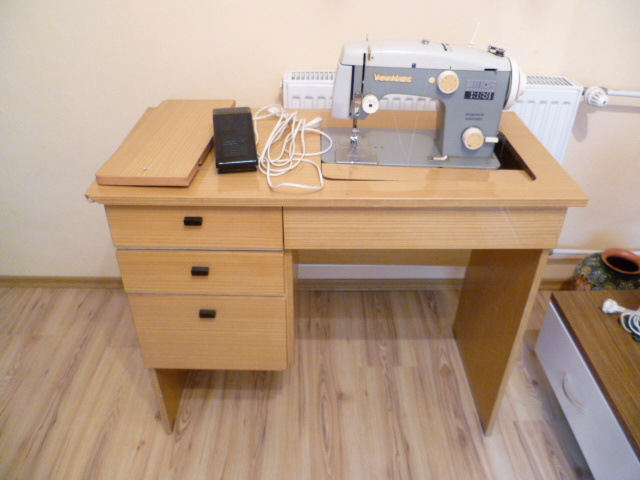 Predám šijací stroj VERITAS - 2