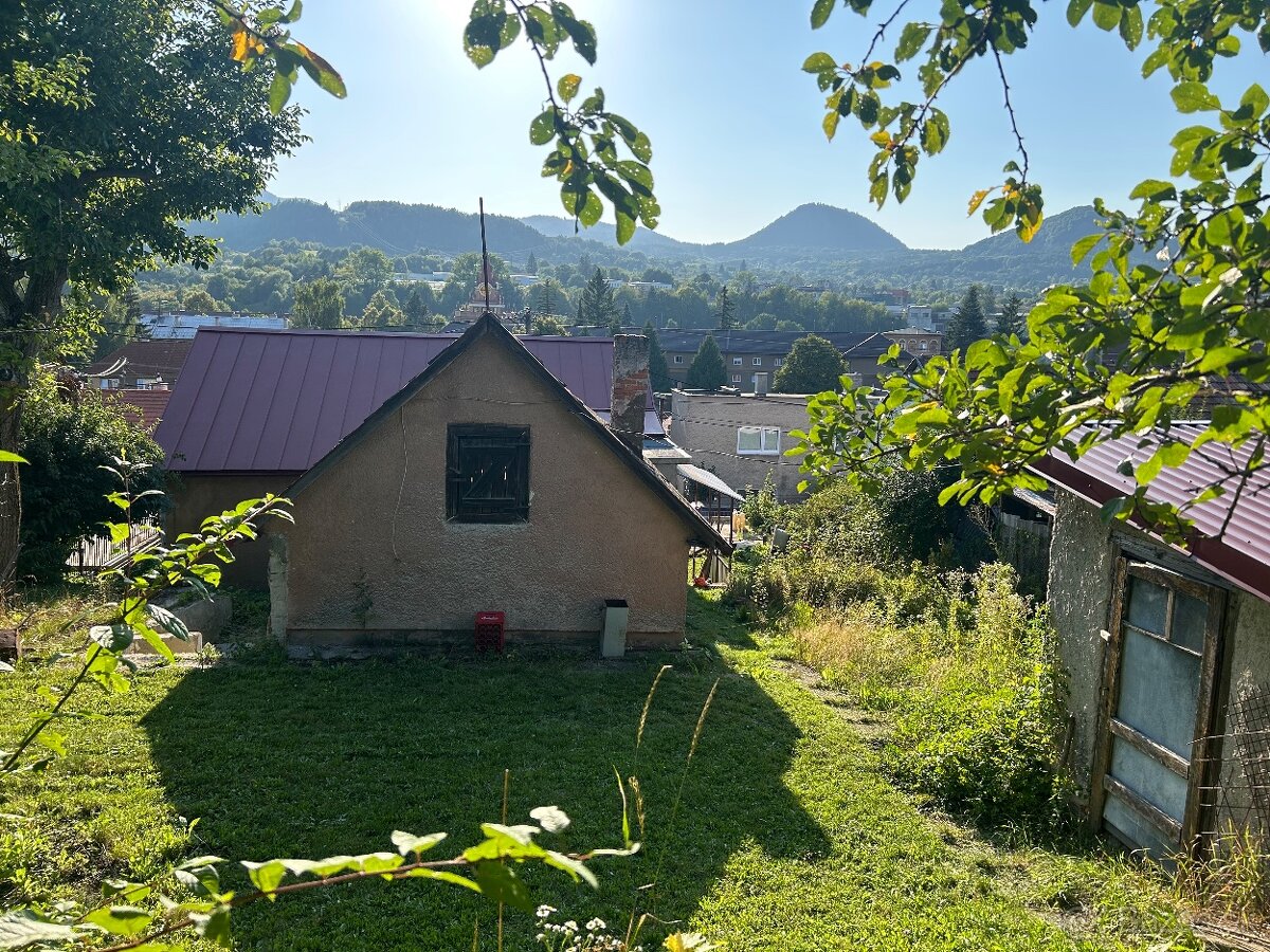Predám 4izbový RD, Školská ul. - Handlová. - 2