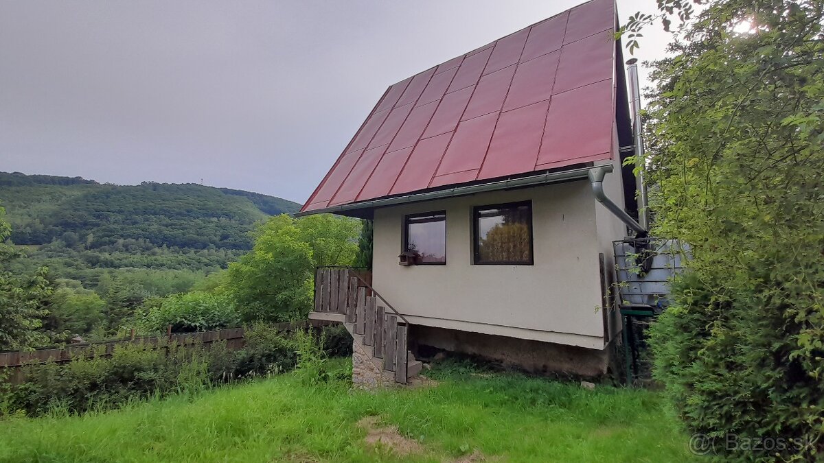 EXKLUZÍVNE 3 podlažná murovaná chata Medzev - 2