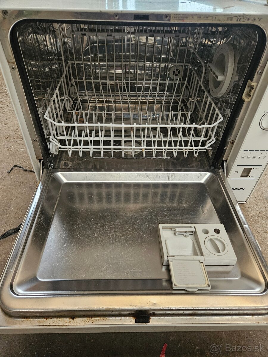 Mala umývačka riadu Bosch - 2