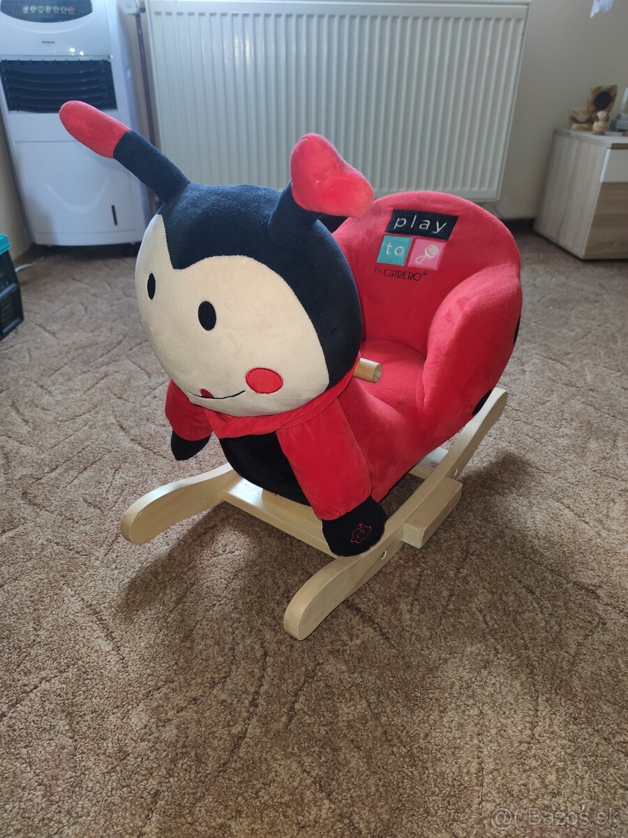 Hojdacia hračka s melódiou - 2