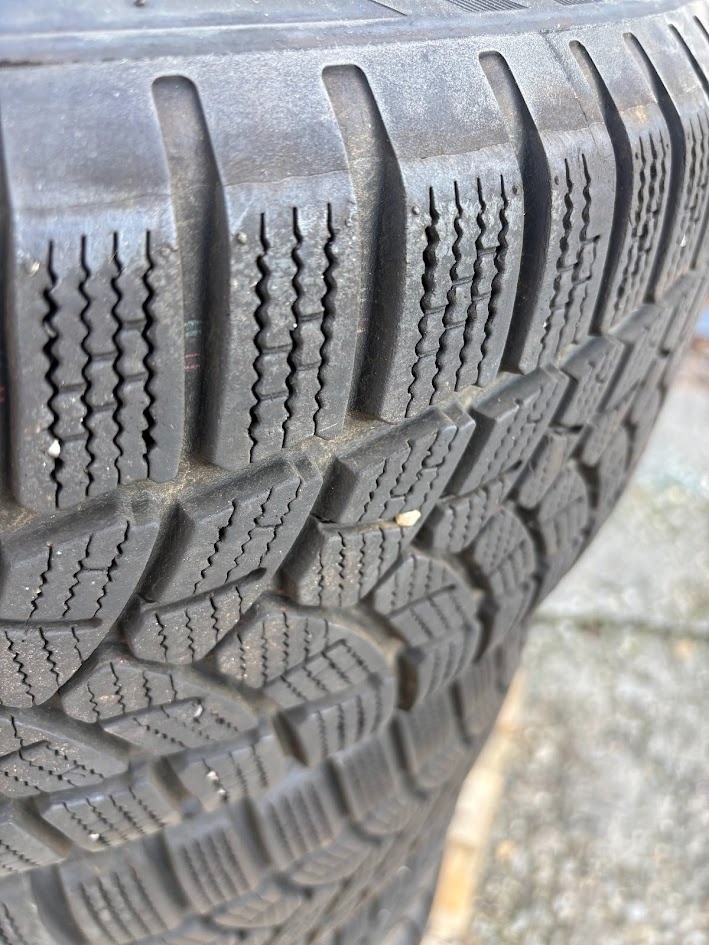 Firestone Winterhawk 3 215/60R16 - 2