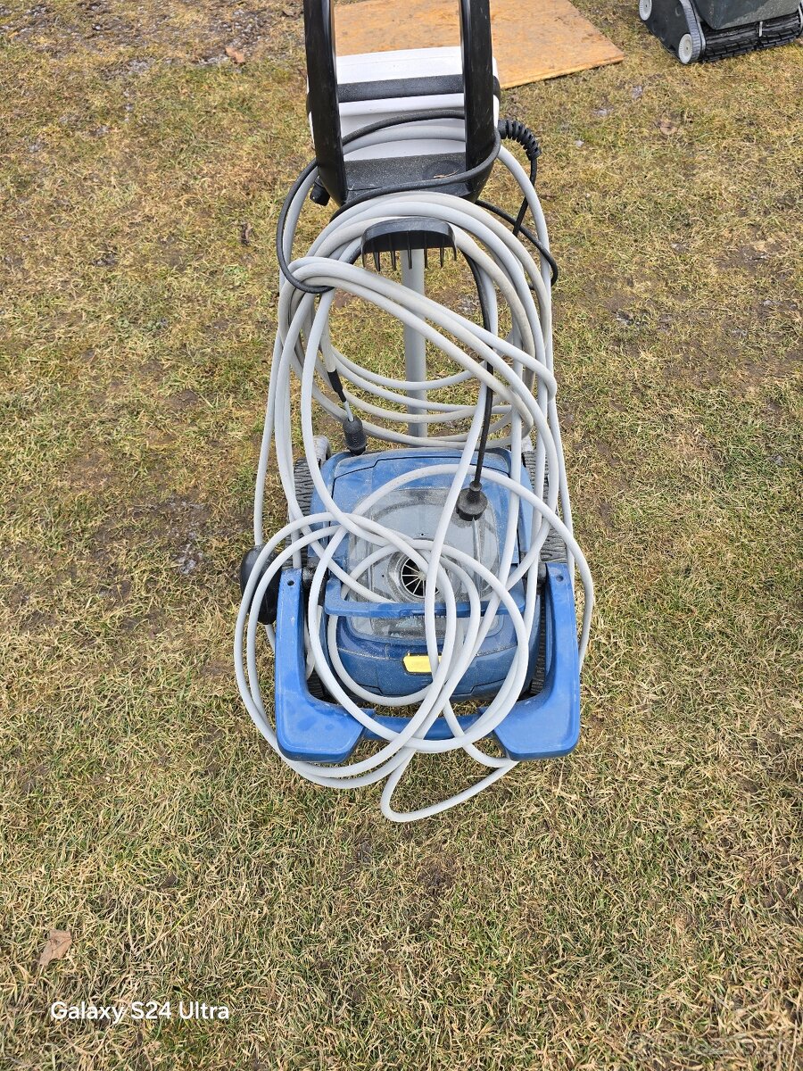 Bazénový vysavac - 2