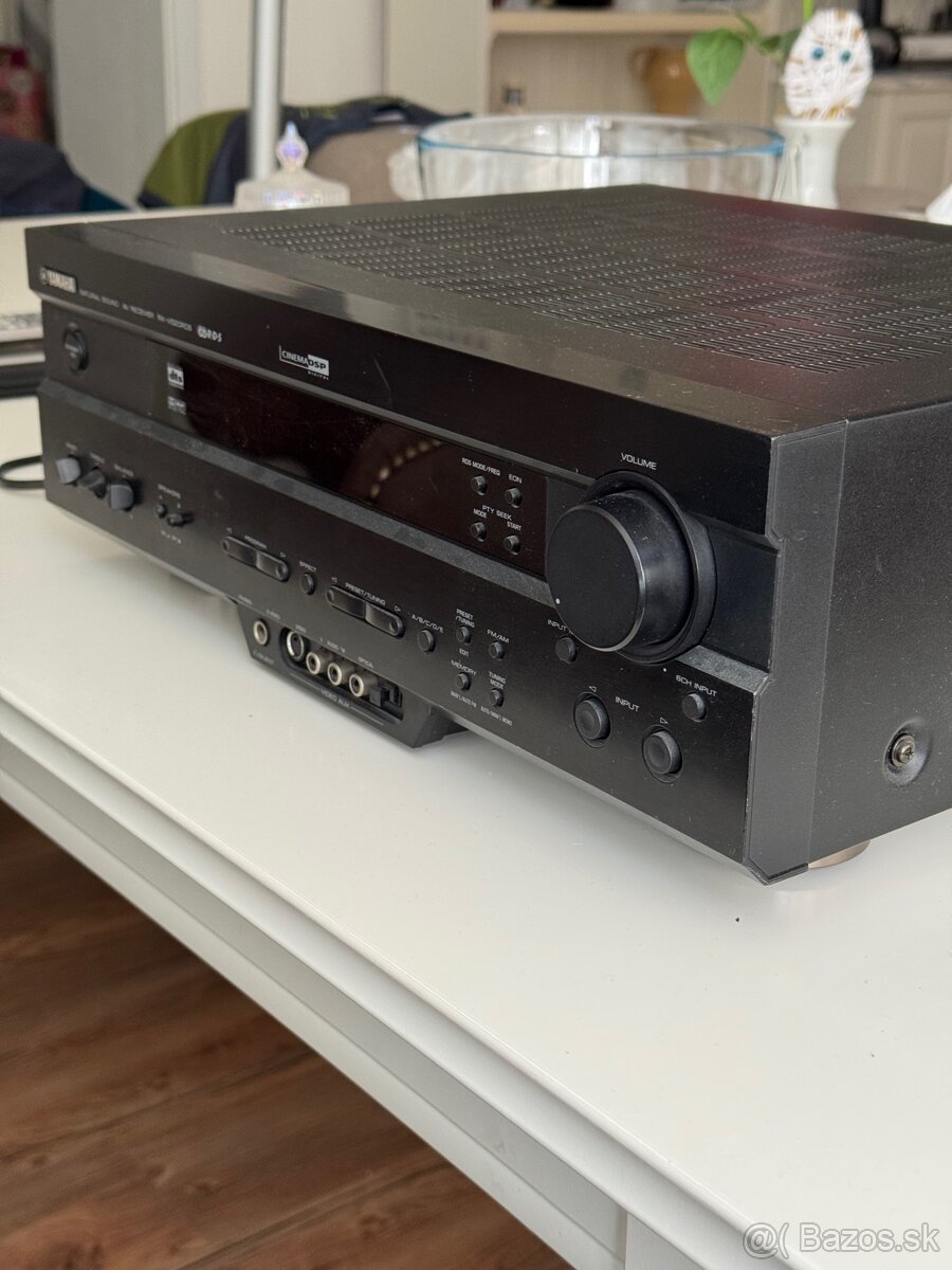 Yamaha RX-V520 Receiver 5.1 Channel HiFi Stereo - 2