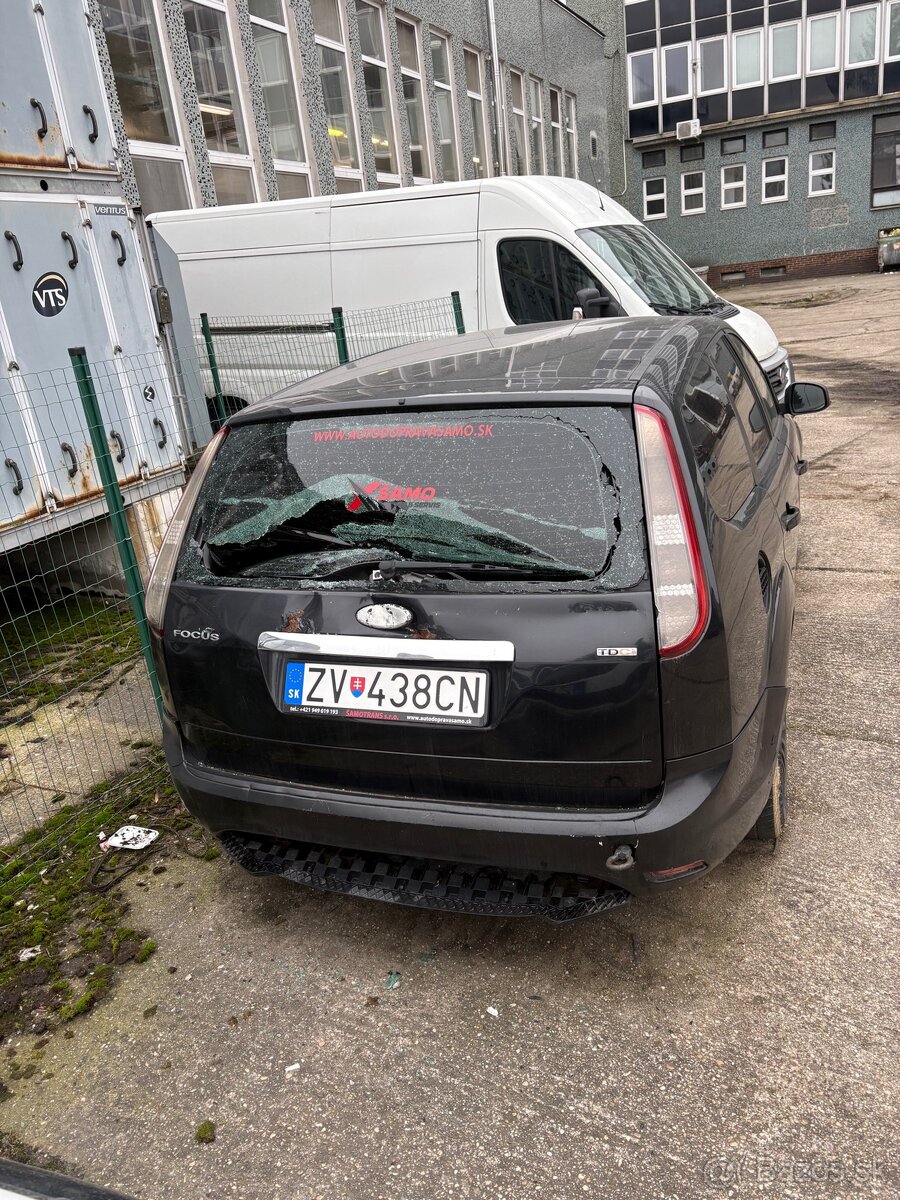 Ford Focus 1.6 – 74 kW – 2008 – Kombi - 2