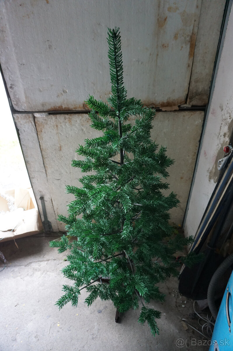 Predám retro vianočný stromček so žiarovkami - 2