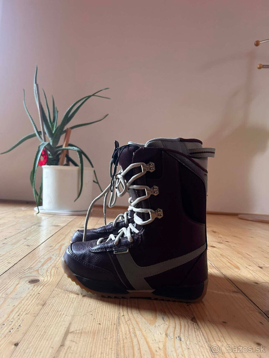 Snowboard topanky - 2