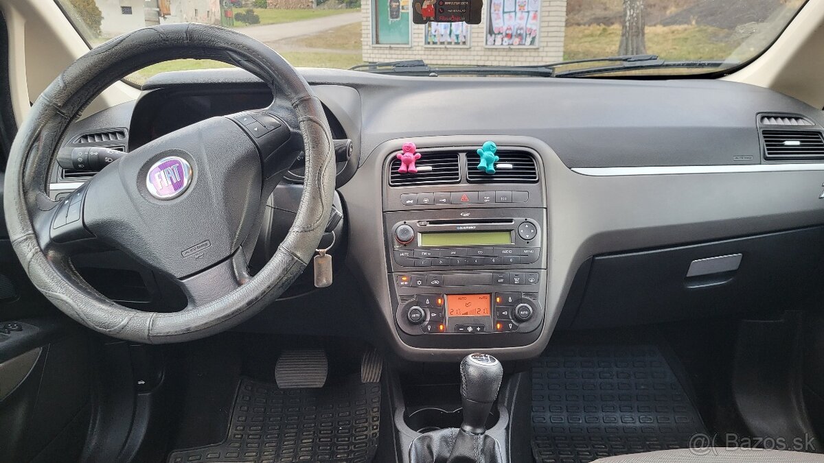 Fiat Grande Punto - 2