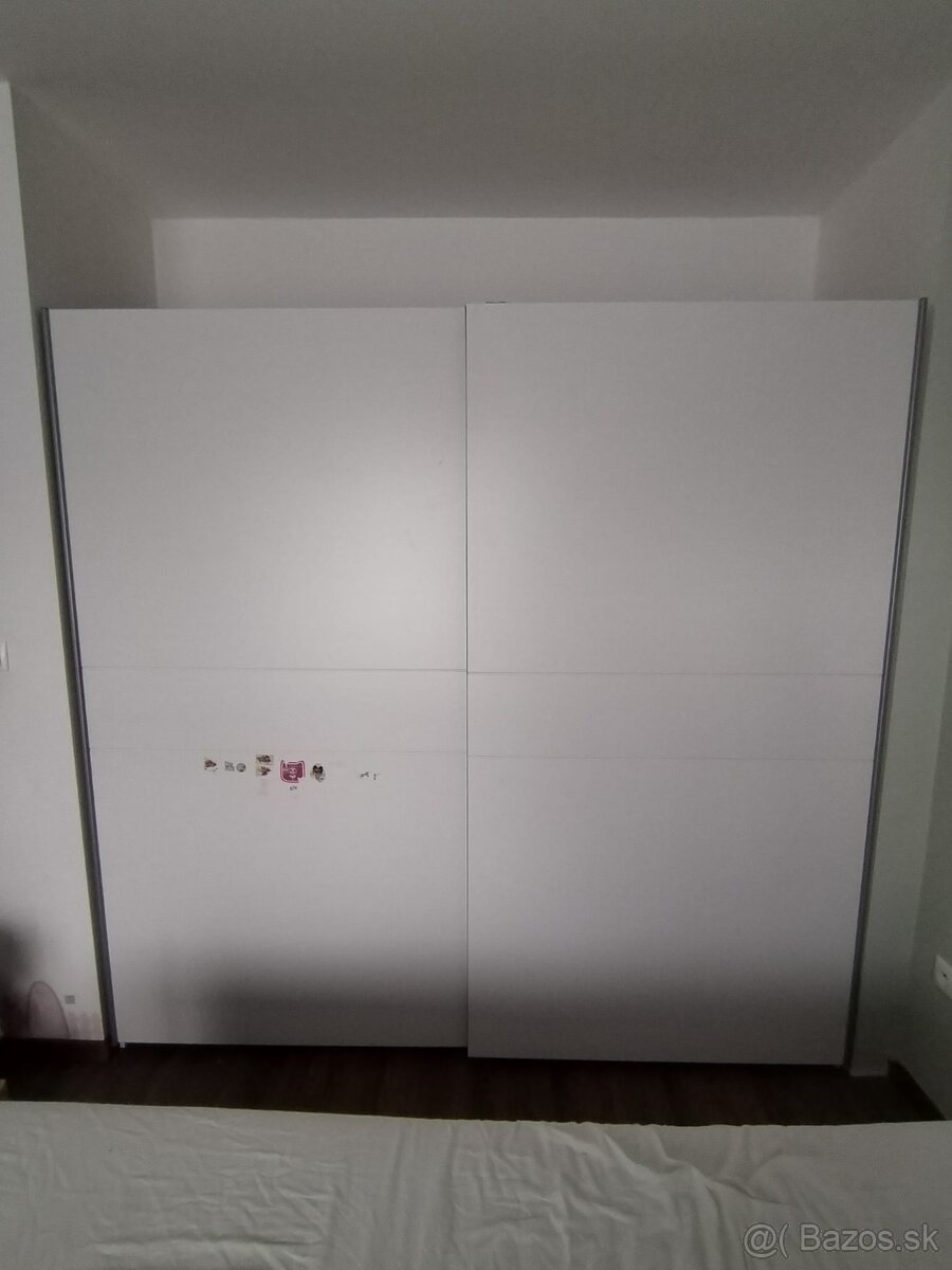 Posuvná skriňa - 2