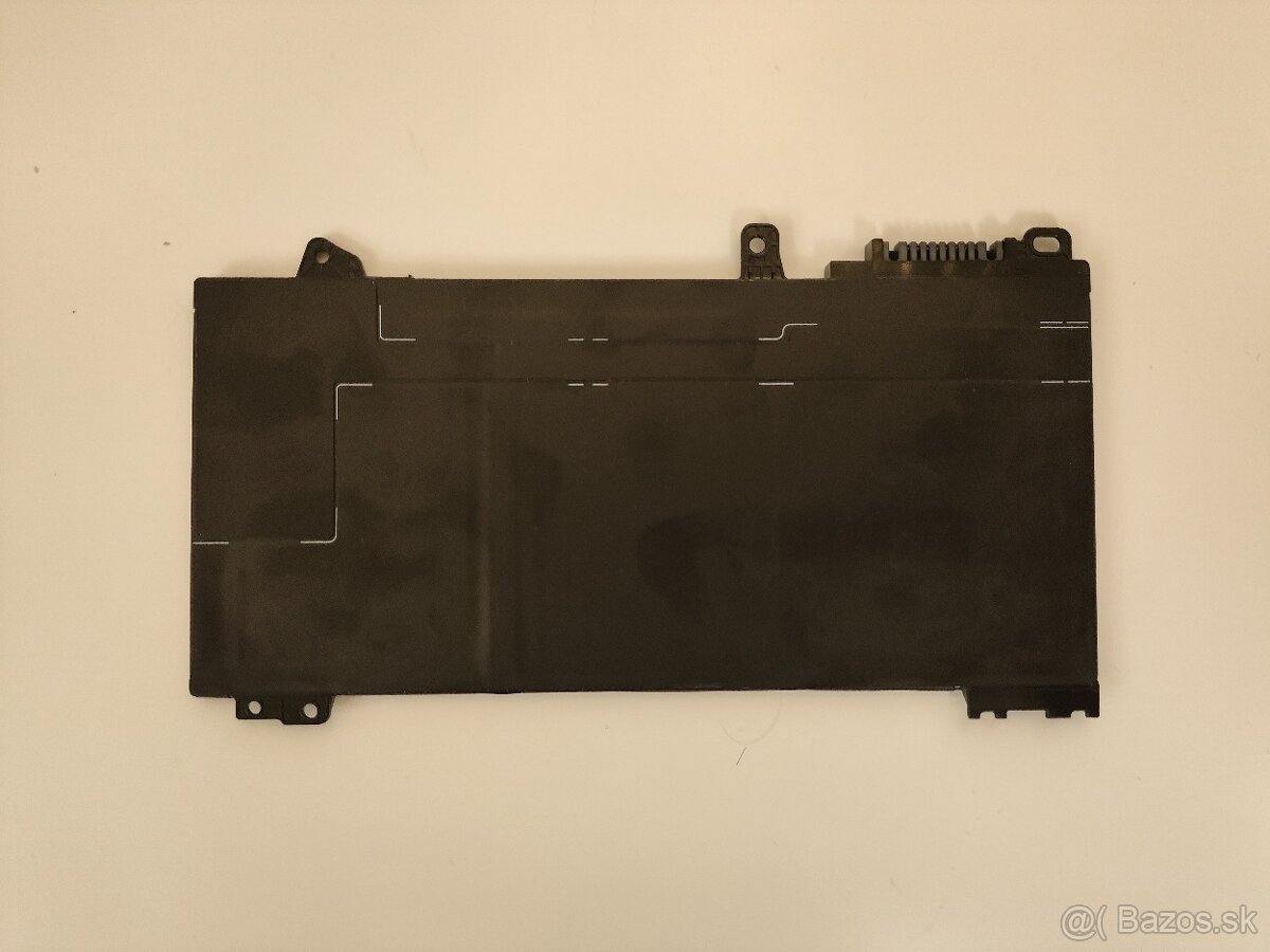 Predám batériu HP RE03XL – 70 cyklov - 2