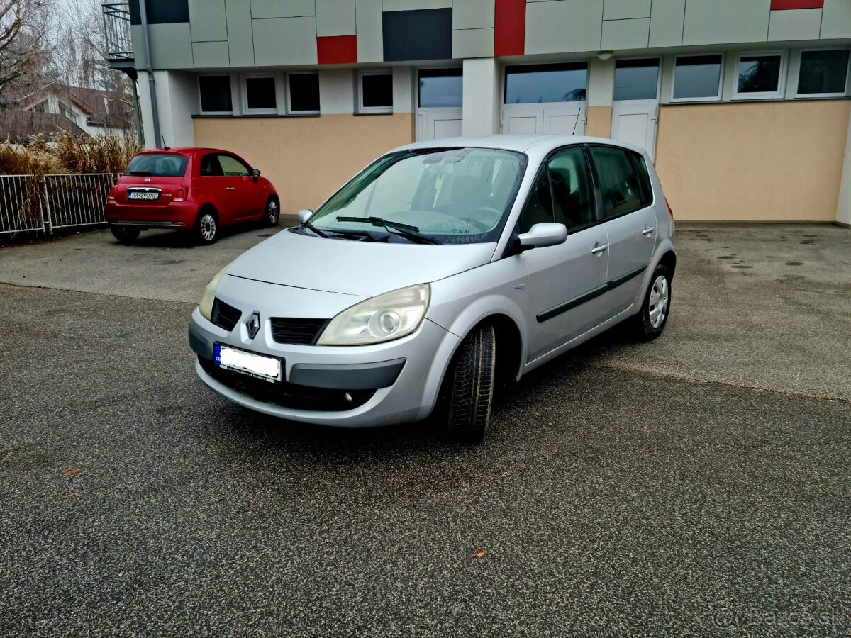 Renault Scenik 1.9 DCI 81 KW - 2