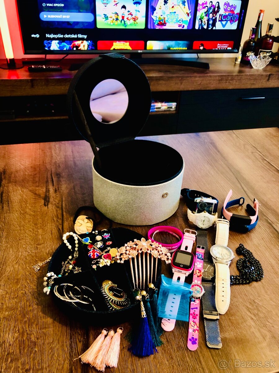 Stará šperkovnica + hodinky - 2