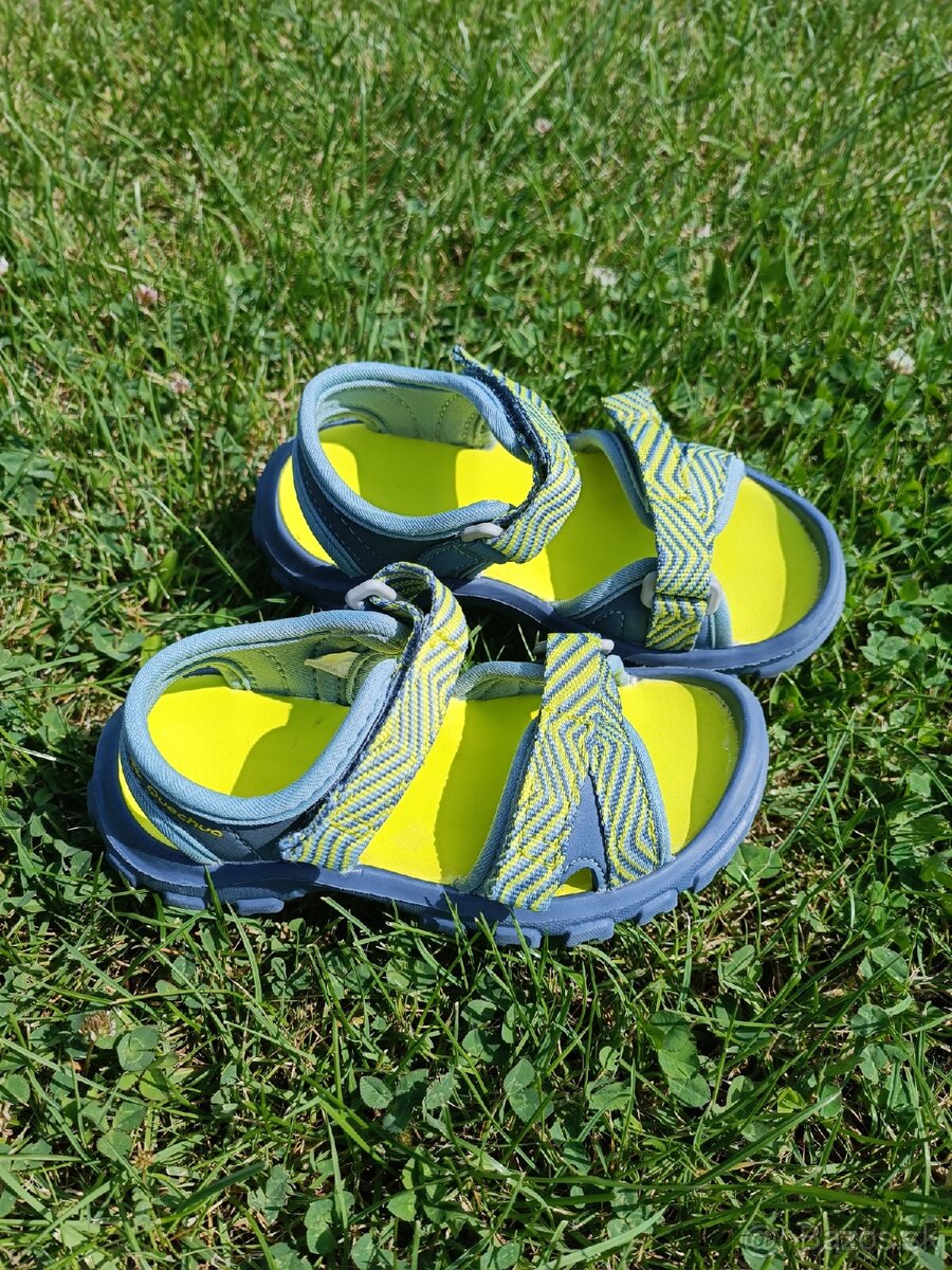 UV tričko, klobúk, crocsy, plavky, rukávniky, nafukovačky - 2