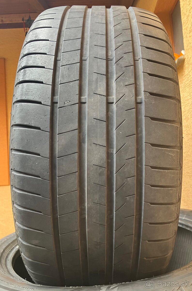 Letné BRIDGESTONE 285/40/21 - 2