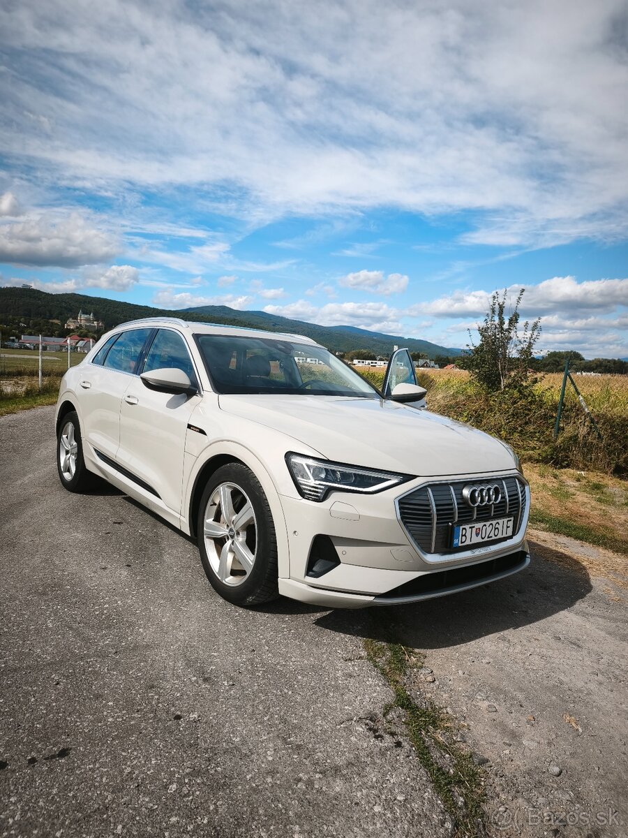 Audi E-tron - 2
