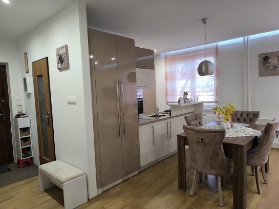 Tehlový 3izbový byt -širšie centrum Kn - 2