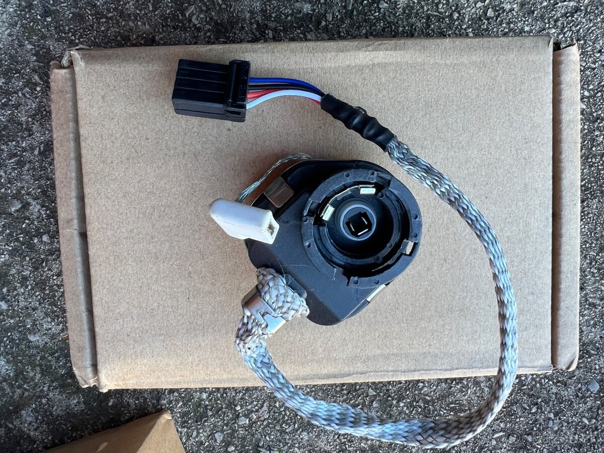 Xenon starter s uzemnenim d2s d2r - 2