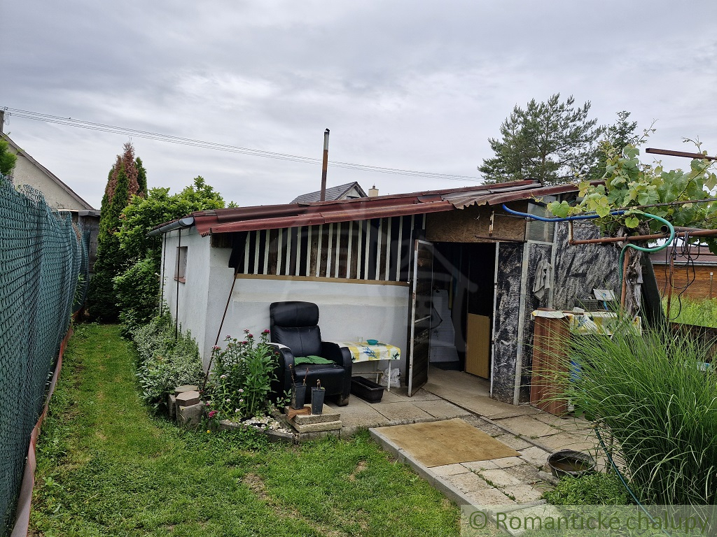 Záhrada s chatkou na Strážnom vrchu - 2