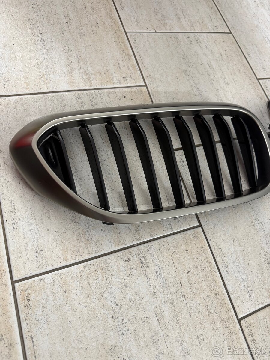 Predna maska BMW G30/31 M550 style - 2