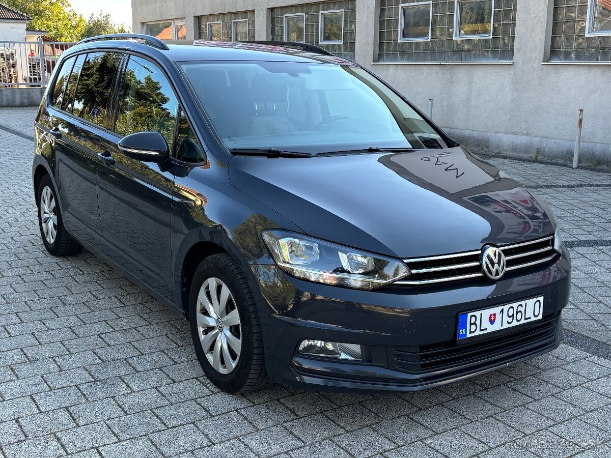 Volkswagen Touran - 2