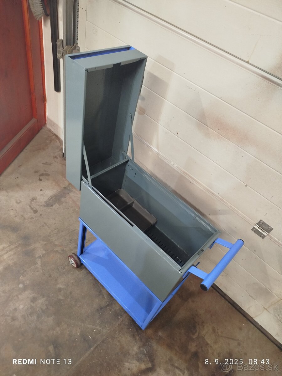 Vozík na naradie - 2