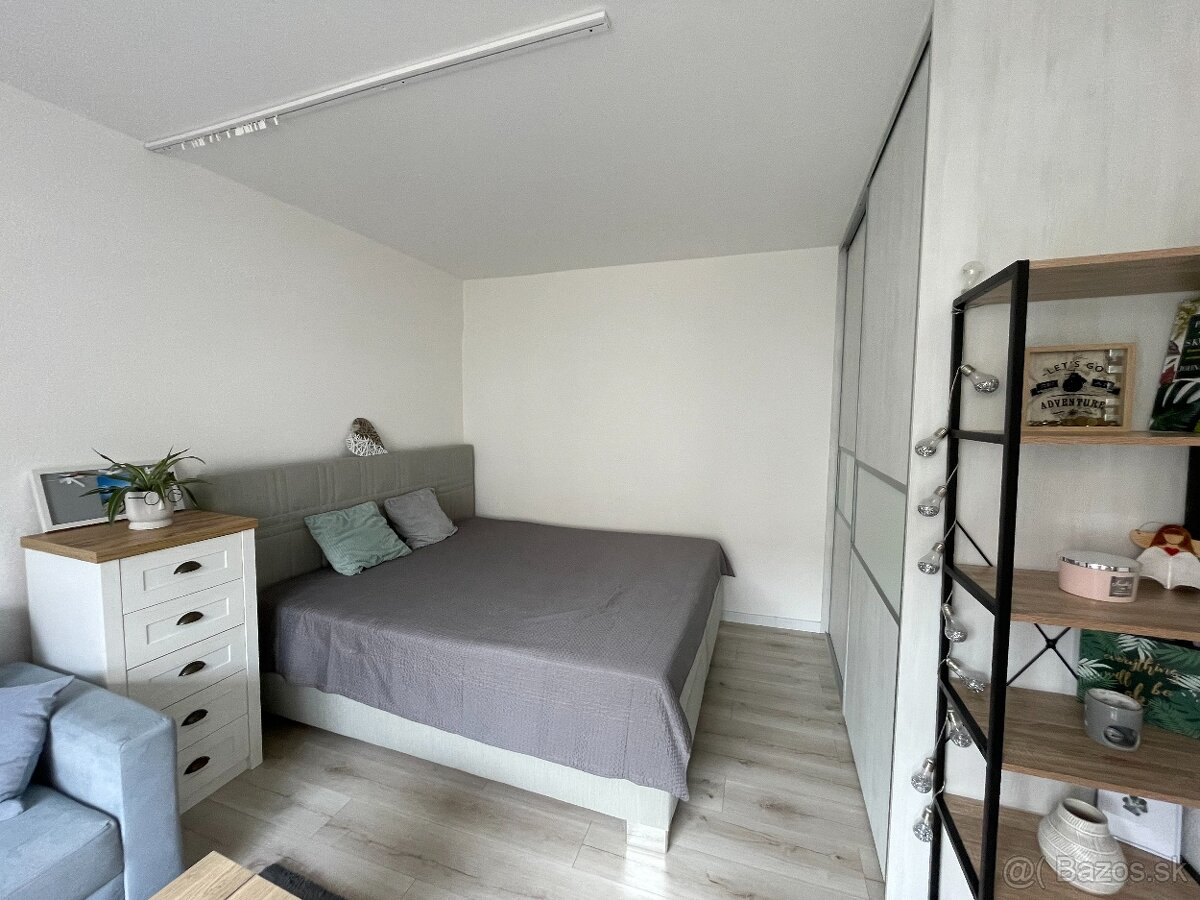 Na predaj byt na ulici Obrancov mieru - Dubnica nad Váhom - 2