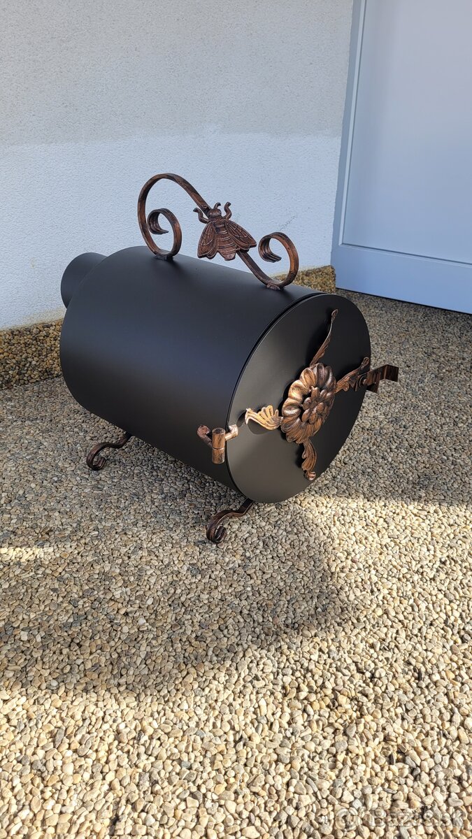 Udiareň,kovové ohnisko,dymbox. - 2