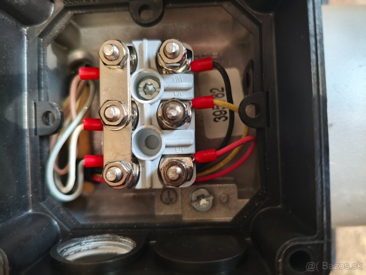 Elektromotor s prevodovkou - 2