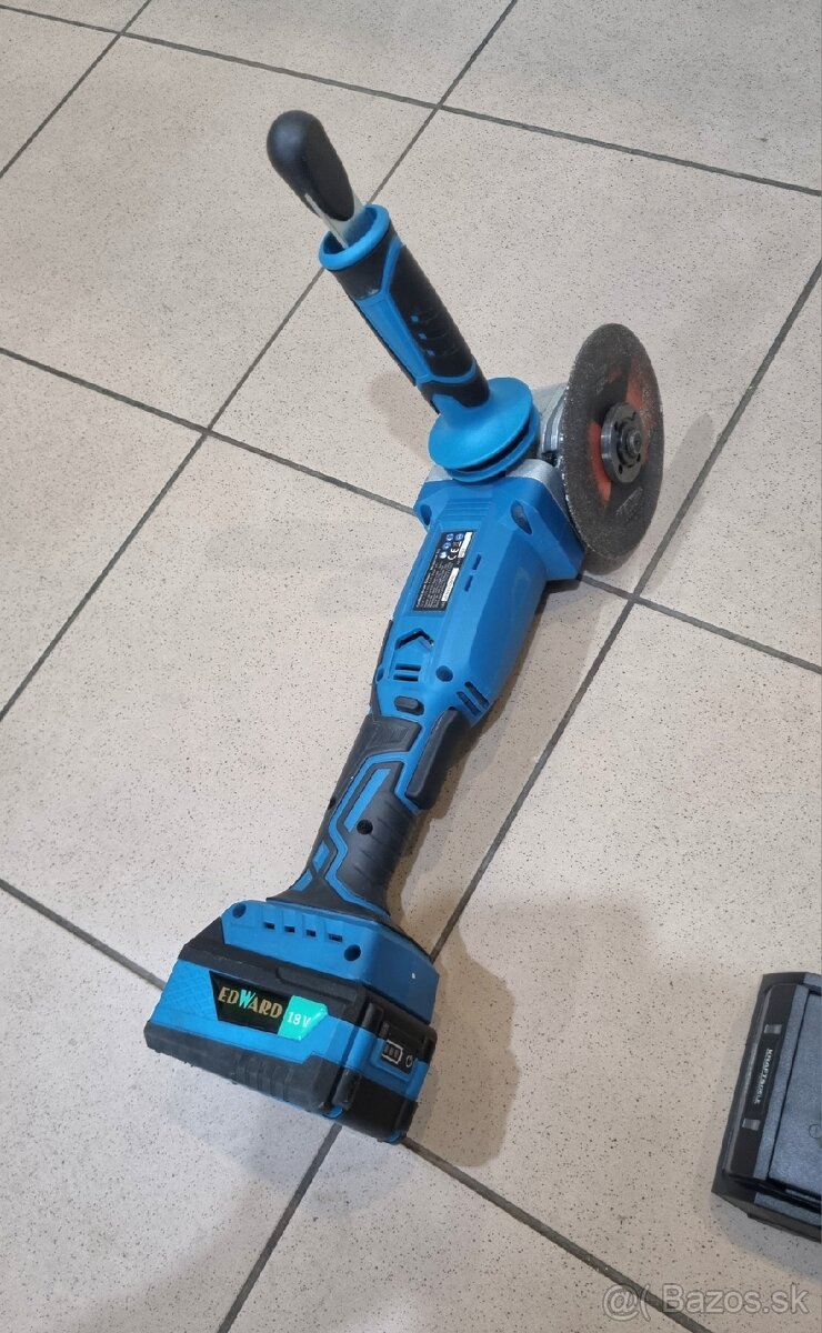 AKU uhlová brúska Edward - 2