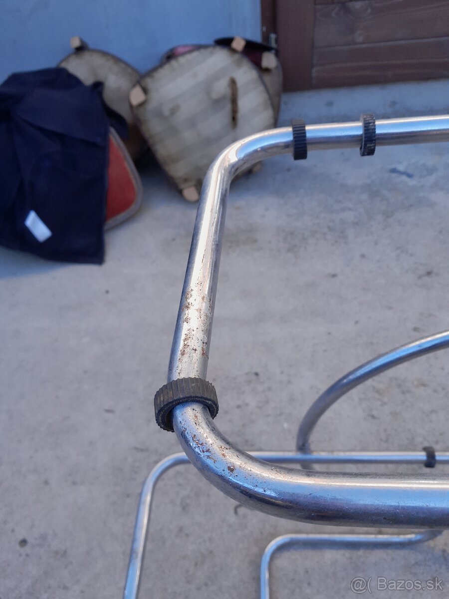 Predám stojan na kvety - 2