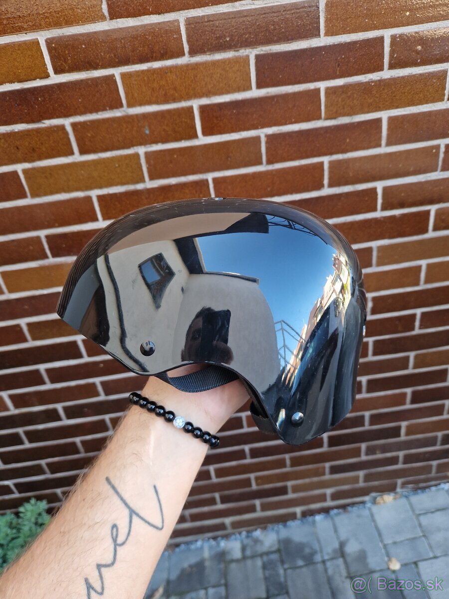 Prilba inlines na korcule alebo skateboard - 2