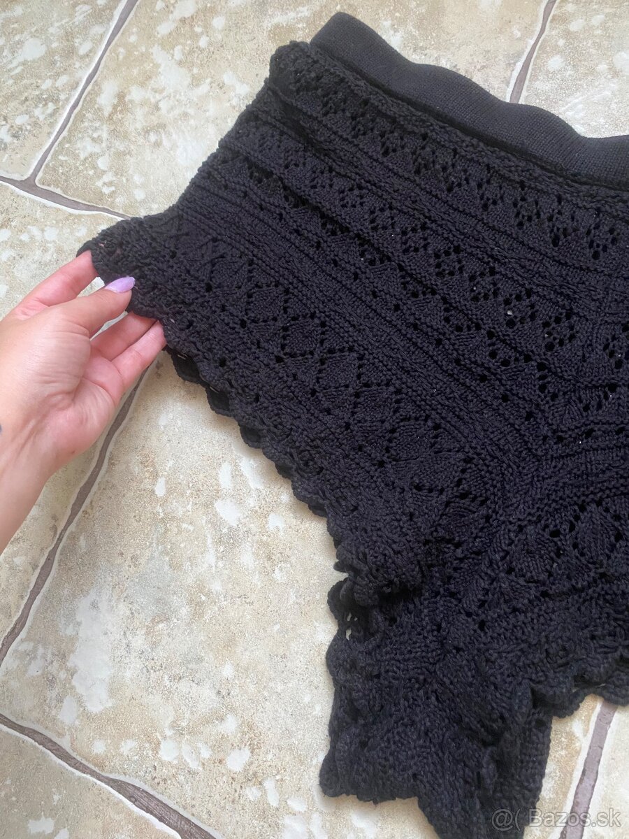 Trendy háčkované kraťasy H&M - 2