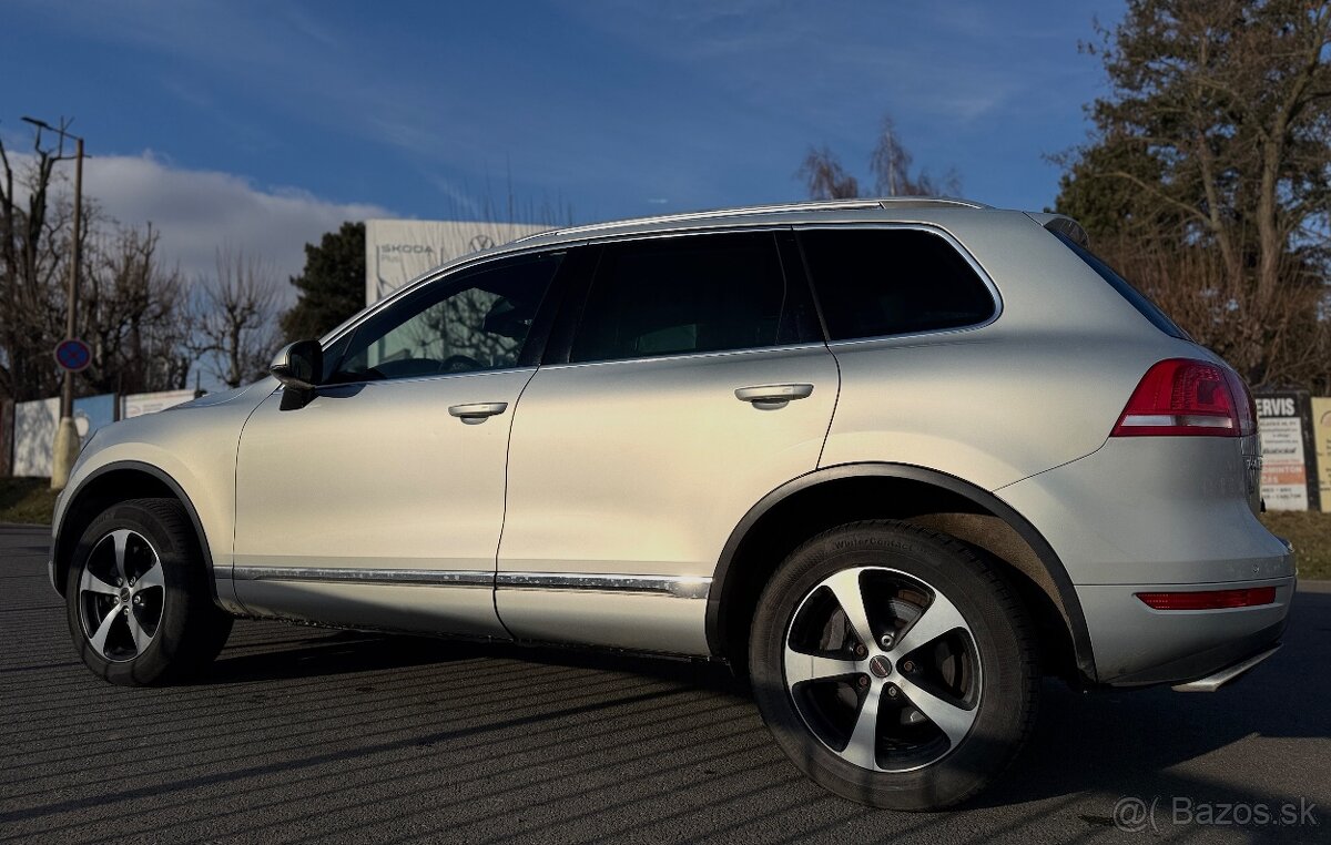 VW Touareg 3.0 V6 TDI 180kW 4Motion - 2