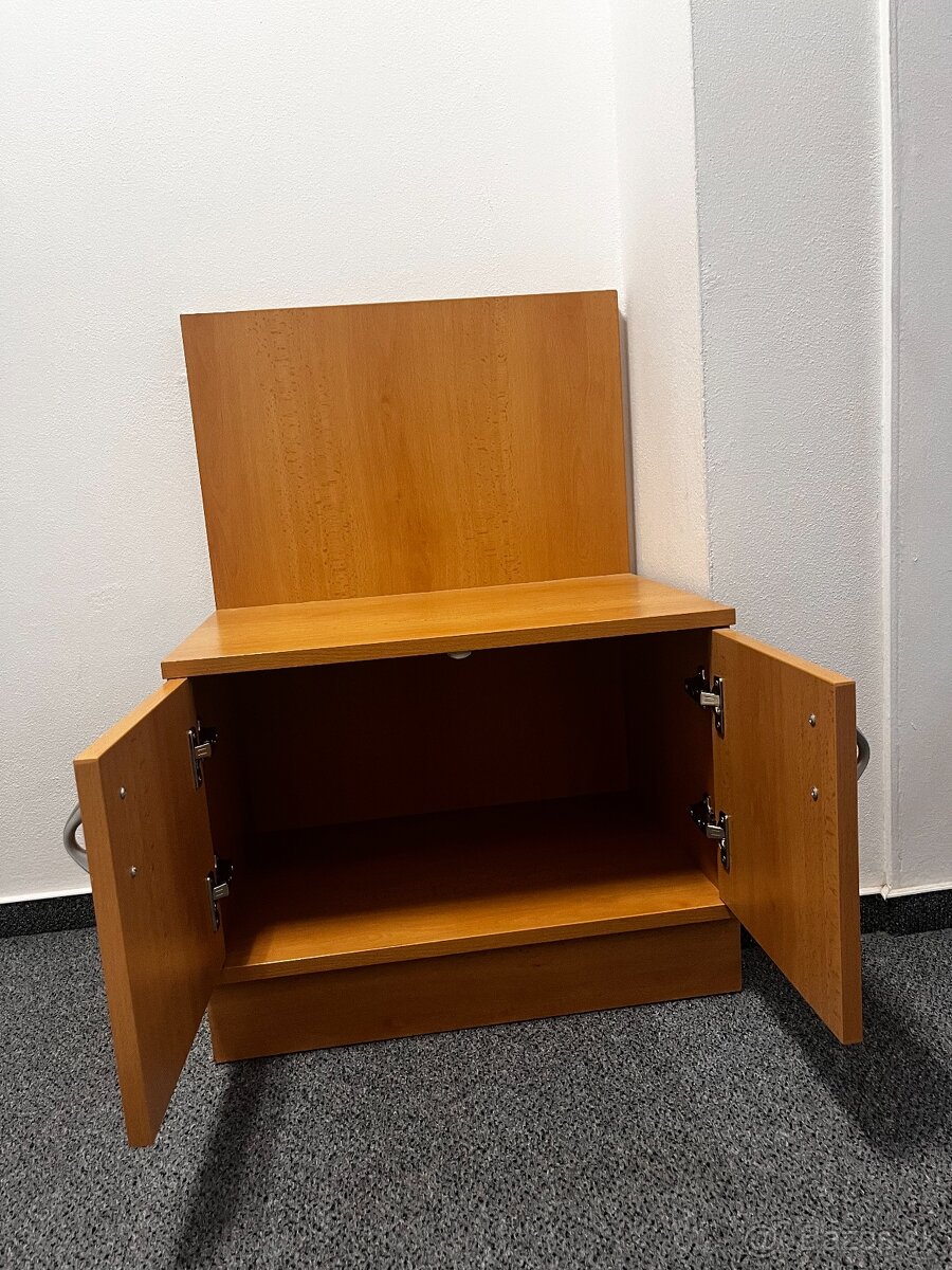 Komoda pod televízor - 2