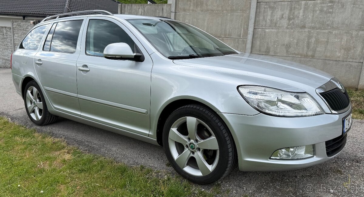 Škoda Octavia - 2