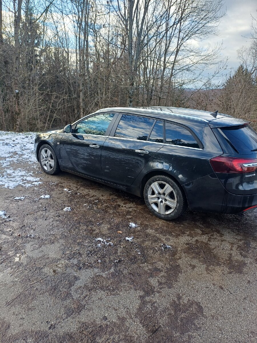 Opel insignia - 2
