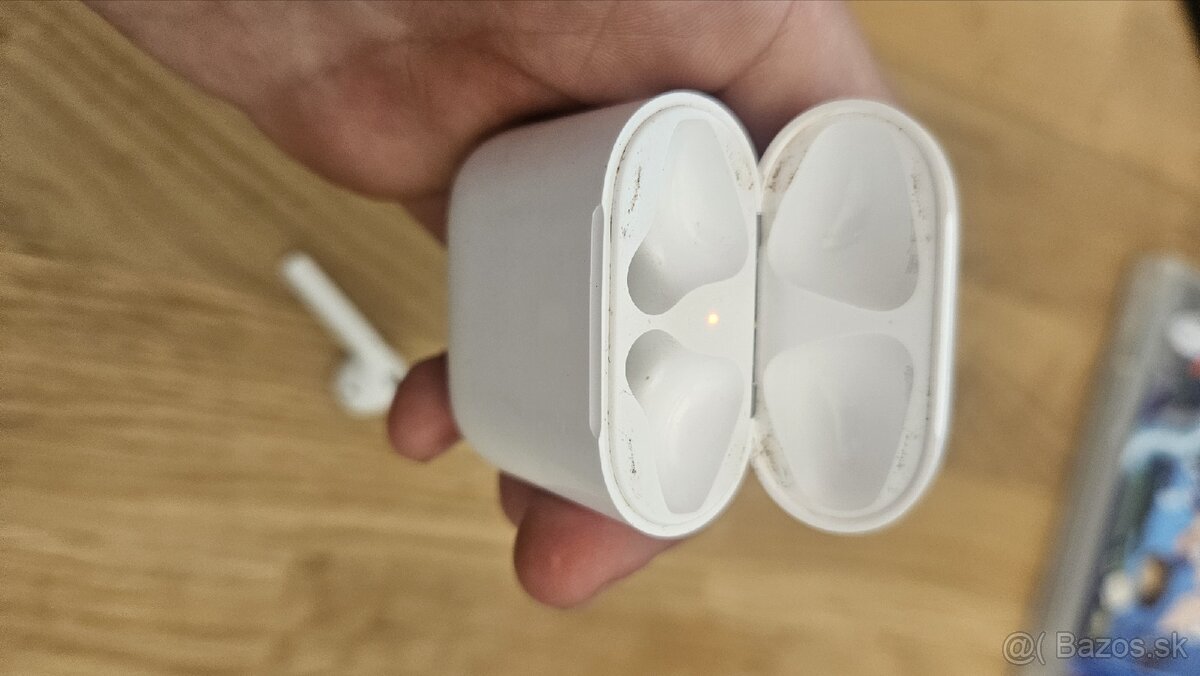 AirPods 2. generácia - 2