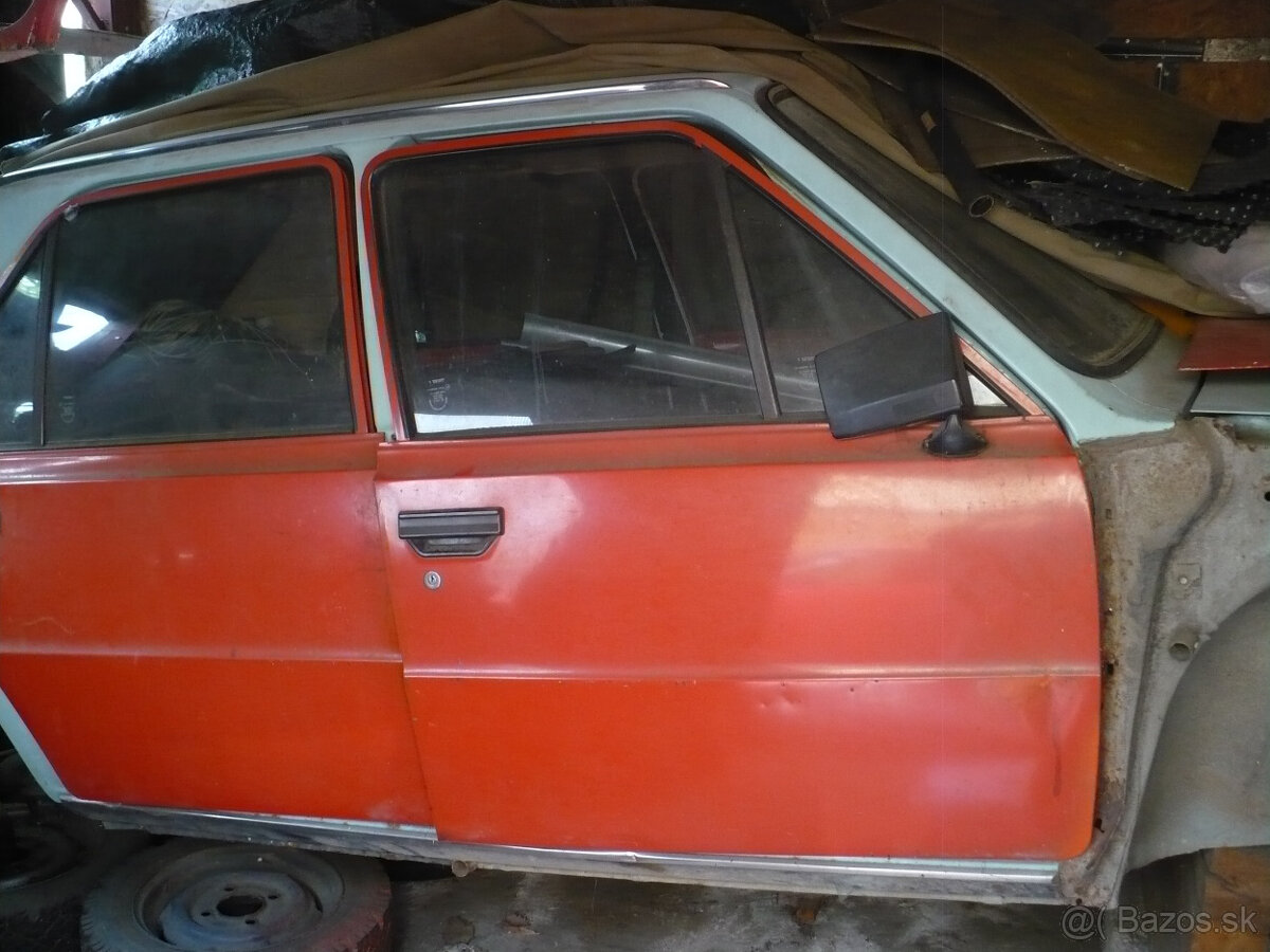 Dvere na Skodu 120,105. - 2