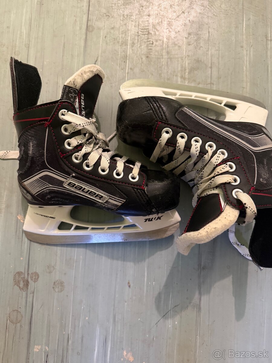 BAUER VAPOR VEĽKOSŤ 32 - 2