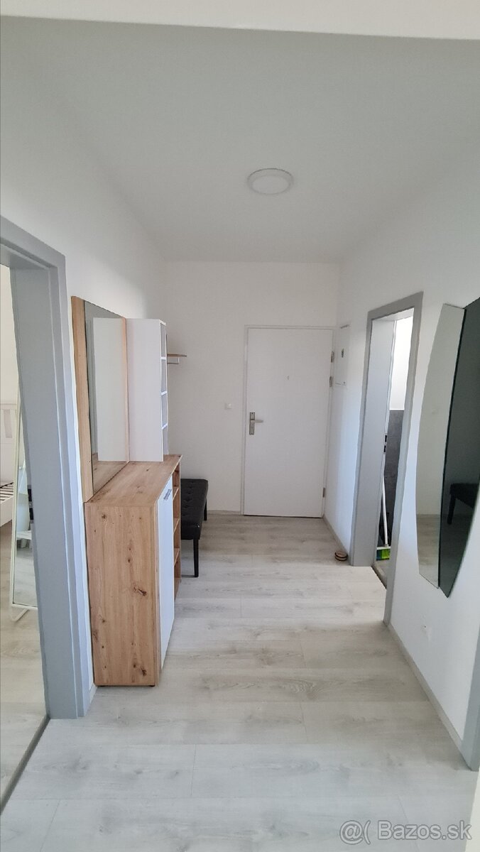 Prenájom 2 - izbového bytu Prešov Sabinovská - 2
