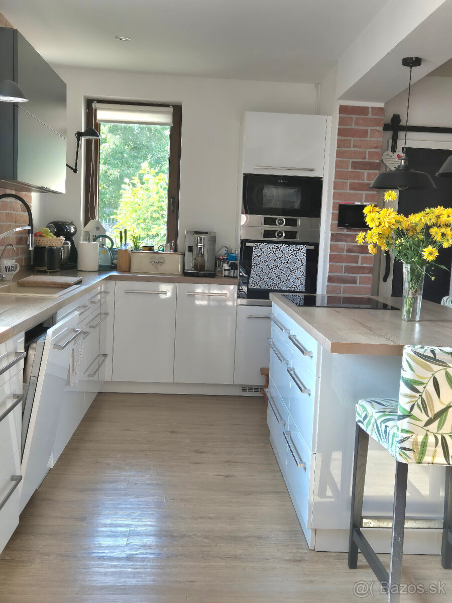 Exkluzívne predaj krásny bungalov Nitra - Lužianky - 2